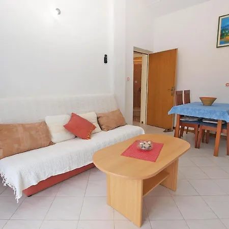 Apartment Fuer 4 Personen Ca 38 Qm In Pula, Istrien Istrische Riviera *